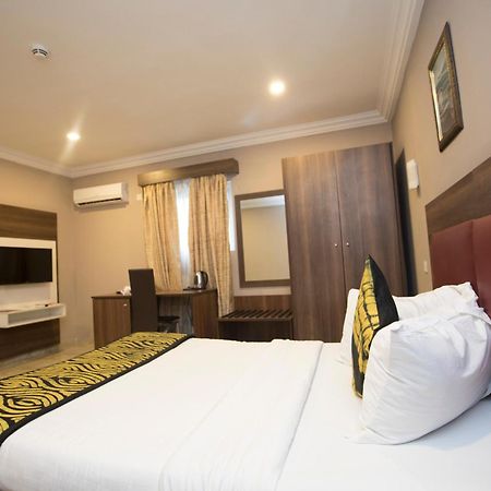 Visa Karena Hotels Port Harcourt Dış mekan fotoğraf