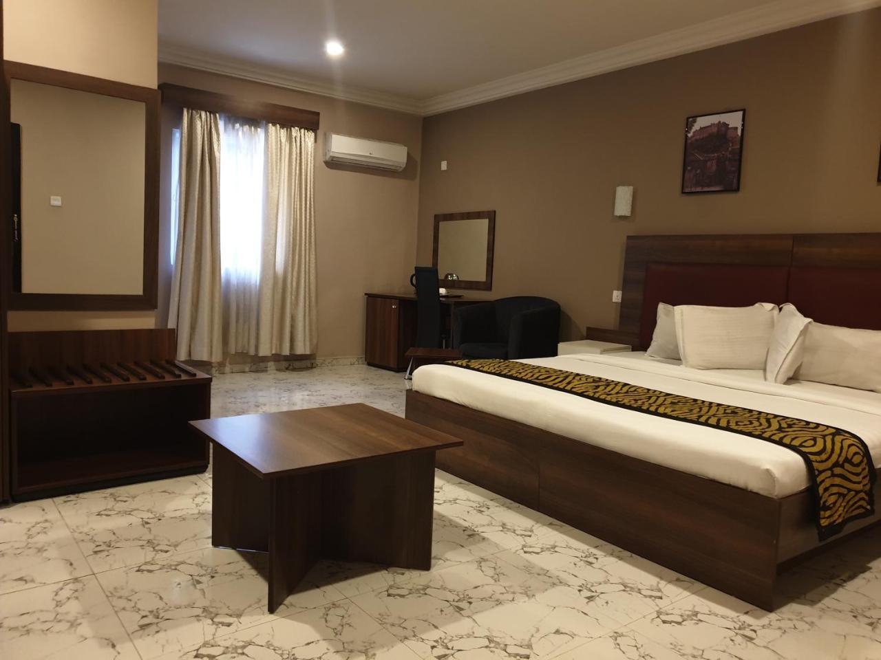 Visa Karena Hotels Port Harcourt Dış mekan fotoğraf