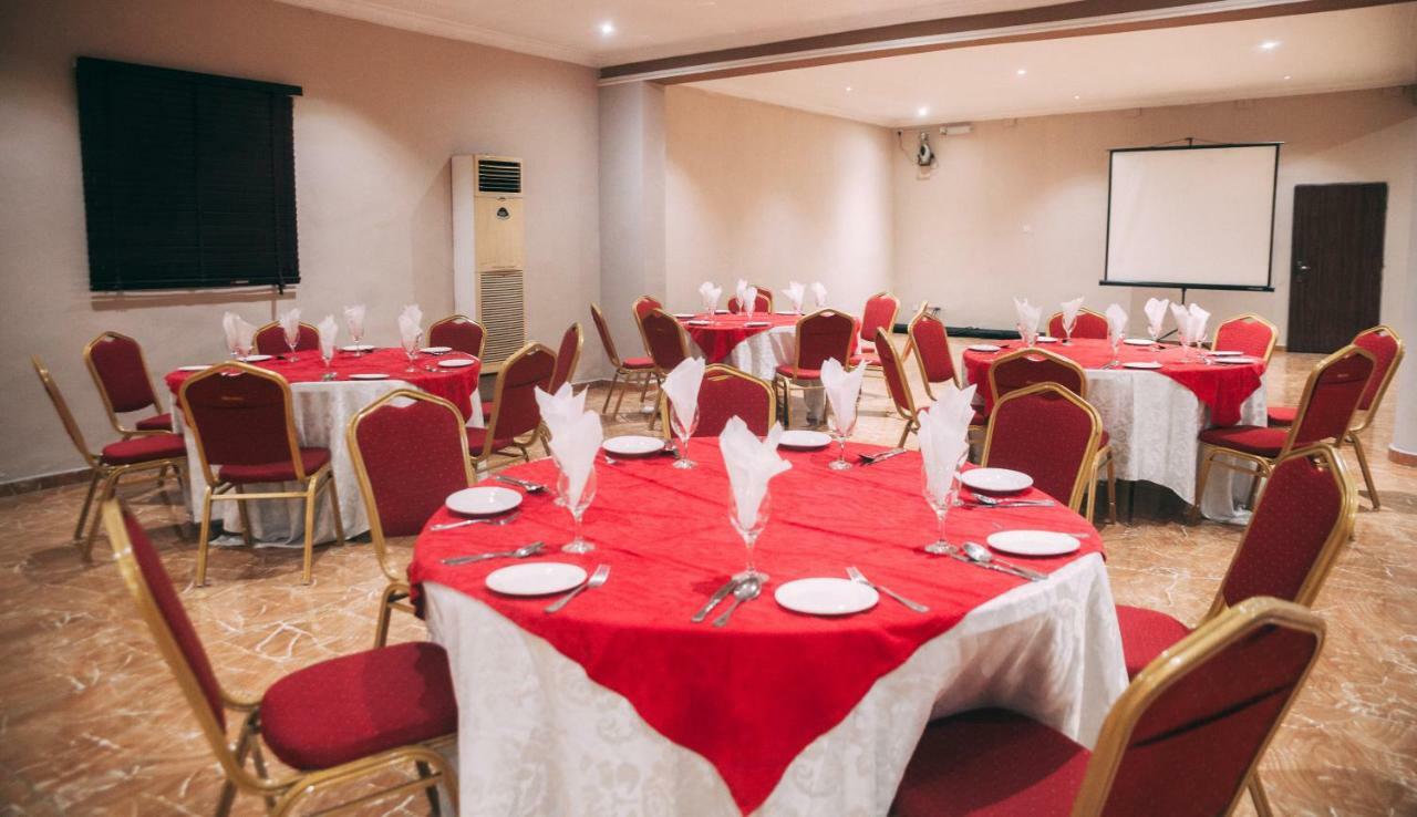 Visa Karena Hotels Port Harcourt Dış mekan fotoğraf